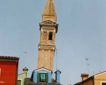 02C3_050_5025 Italianen hebben toch iets met scheve torens - Burano