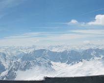 Stitch1 Zugspitze - Panorama vanaf het terras van de biergarten over de Oostenrijkse en Italiaanse Alpen