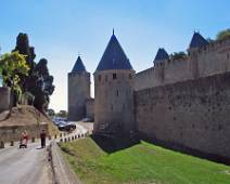 111_1165_G Carcassonne - Porte Narbonaise, tussen de eerste en tweede muur