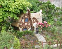 124_2461_E Disney Sprookjeswereld - Het huisje van Hansje en Grietje