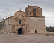 149_4989_E Tumacacori NHP: De kloosterkerk, na zoveel eeuwen nog altijd niet afgebouwd.