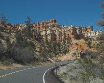 165_6503_E De laatste kilometers loopt Utah 12 dwars door Bryce Canyon en Red Canyon.