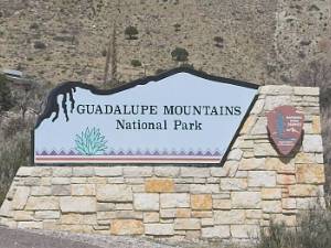 Guadalupe Mountain NP Verborgen in het uiterste westen van Texas, een van de vele kleine bergketens die boven de bodem van een oerzee...