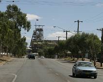196_9665_E Welkom in de Borinage, euh Broken Hill. Waar er meer leven onder dan boven de grond is.