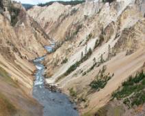 100_0440_F Grand Canyon of Yellowstone vanaf Lower Falls