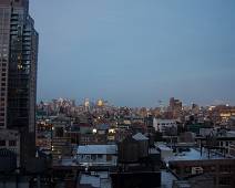 100_1848_F Il est 6 heures, Manhattan s'éveille