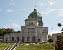 100_3395_F Parijs heeft zijn Sacre Coeur, Montreal zijn Oratoire Saint-Joseph