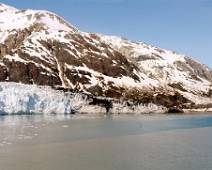 E01_4765-73 Glacier Bay - Margerie en Grand Pacific Glacier (de zwarte)