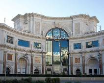 F01_1537 Caesars Palace - ingang van het winkelcentrum