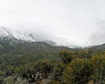 S00_5730 Wheeler Peak verborgen in de sneeuwbuien. Wij proberen toch tot aan de voet te geraken, boven de 3000 meter.