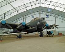 I45_0436 Calgary Air Museum: Jenkins Express. Nee, het vliegtuig is niet schizofreen maar men wou twee lokale helden ermee eren.