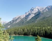 S01_5818 Banff NP: een voorsmaakje van Lake Louise, waar water niet blauw of groen is.