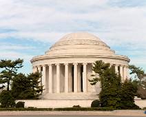 S01_9127 Jefferson Memorial - eindelijk met zon en dus ook mooi wit zoals het ooit bedoeld was