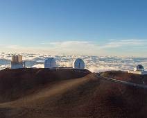 S02_2221 Het wetenschapspark bovenop Mauna Kea.