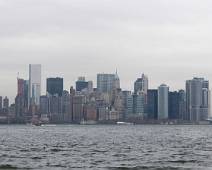 T00_0213-Pano Liberty Ferry - zicht op Manhattan vanaf een onstuimige Hudson rivier
