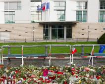 S03_0252 Franse Ambassade - eerbetoon voor slachtoffers Bataclan en Stade de France
