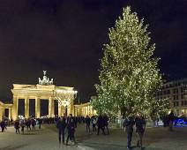 S03_0874 kerstmis aan de Brandenburger Tor