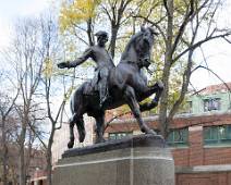 T01_5275 Freedom Trail - standbeeld van Paul Revere, die overal het alarm afkondigde.