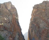 B00_0131 Wadi Bani Auf - De grootste kloof van de wereld I