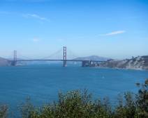 IMG_1129 Vanuit het Lands Ends zie je de Golden Gate in haar volle gedaante