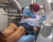 IMG_2787 Terwijl wij genieten van Palma, geniet Philippe van een tandenreparatie