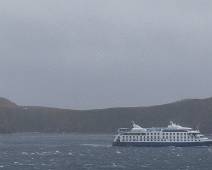 T02_3872 Kaap Hoorn - Deze boot houdt het voor bekeken. Retour naar Ushuaia of verder naar de Zuidpool.