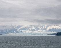 W01_5971 Yakutat Bay - een eerste blik op Enchantement Bay en Hubbard gletsjer.