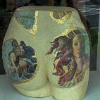 IXV_3331 Waiheke - Onera - iemand een Botticelli nodig voor onderbroeken te passen?