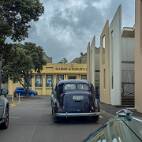IXV_3112 Napier Classic Tour - als die twee recente auto's er niet waren, zou je denken dat dit een foto uit de jaren 40 is.