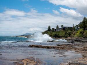 Scarborough Een klein kustplaatsje aan de rand van Wollongong. Met een mooi natuurlijk zwembad in de rotsen.