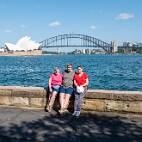 DSC01485 Trio aan Mrs Macquarie's Chair